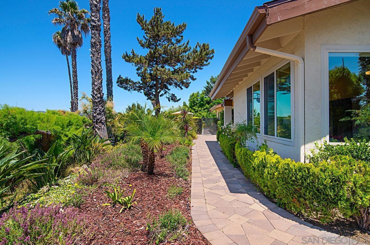 3647 Prince St, Escondido, CA 92025