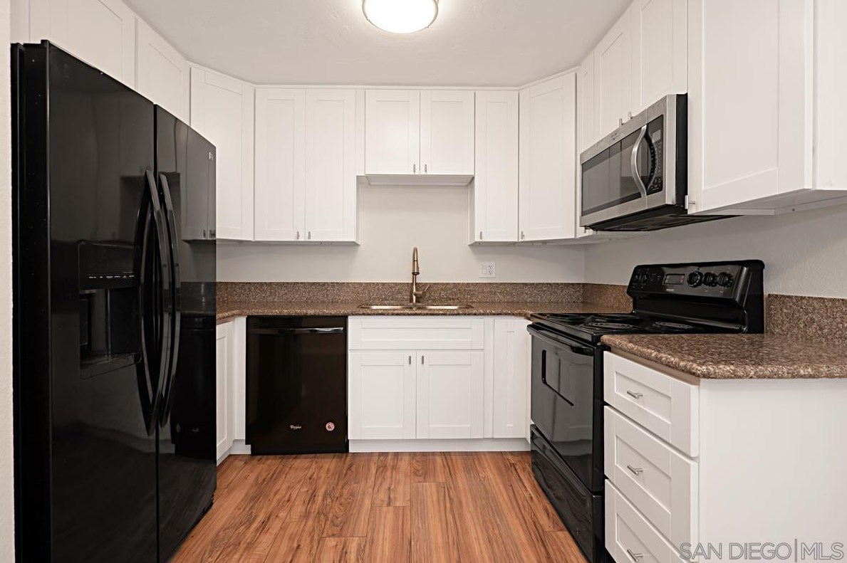 1811 E Grand Ave 85, Escondido, CA 92027