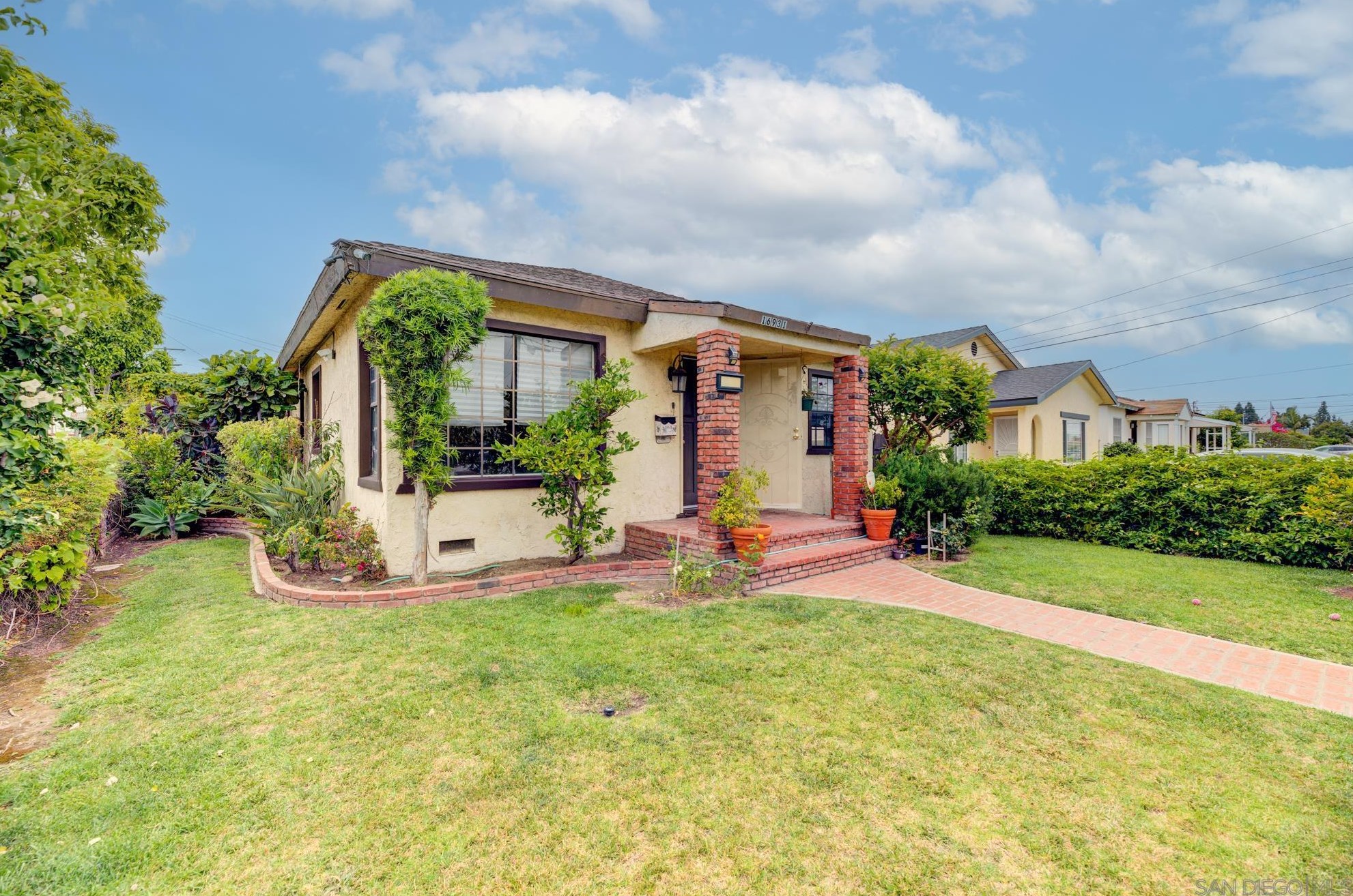 16931 S Harvard Blvd, Gardena, CA 90247