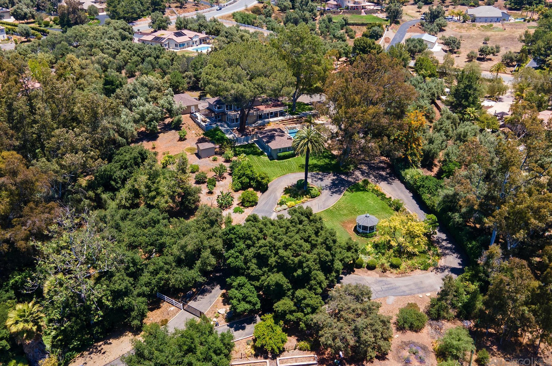 2917 Tavern Rd, Alpine, CA 91901