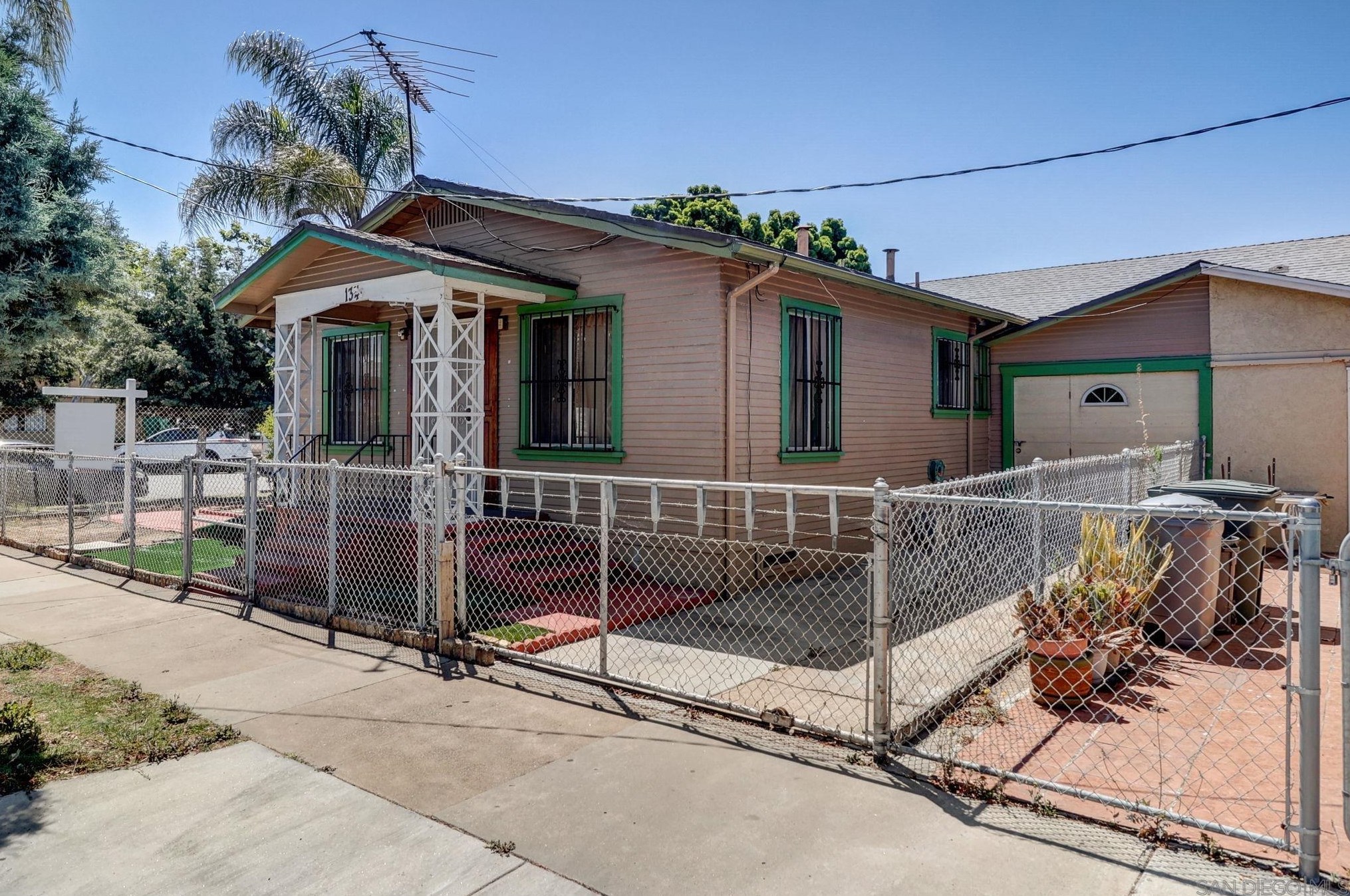 134 E 7th St, National City, CA 91950