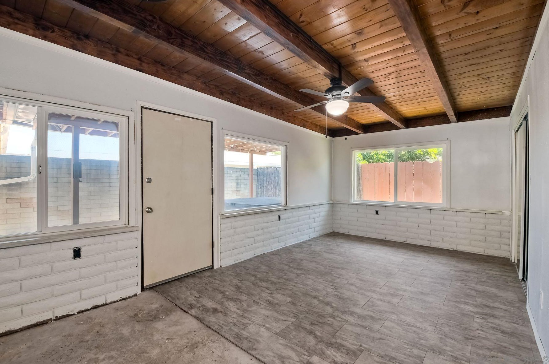 8786 Blue Boy Ln, Santee CA  92071-4322 exterior