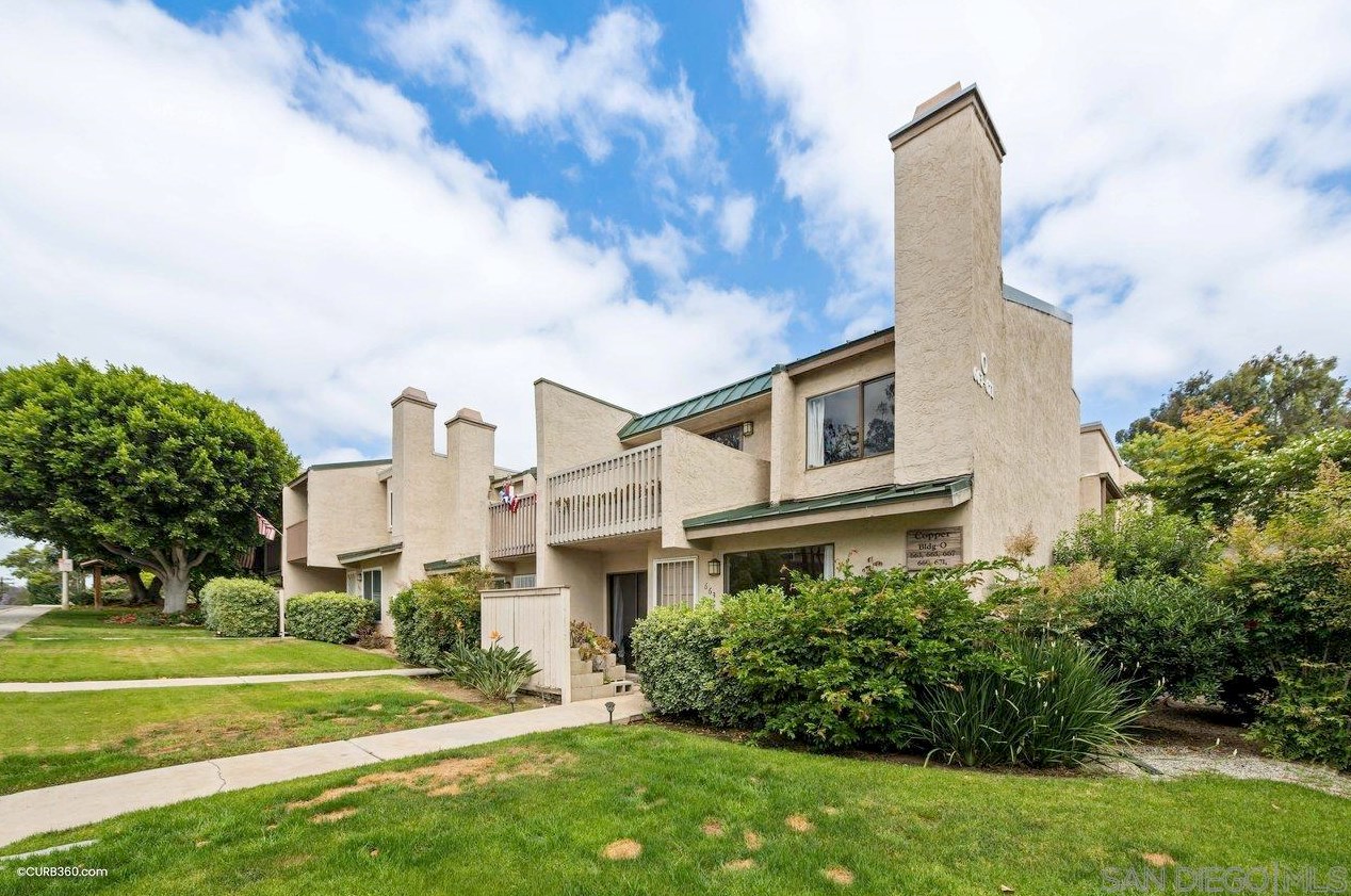 663 Copper Dr, Vista, CA 92083