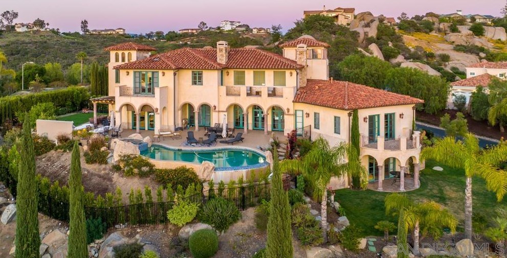 9760 Little Canyon Ln, Escondido, CA 92026-6515