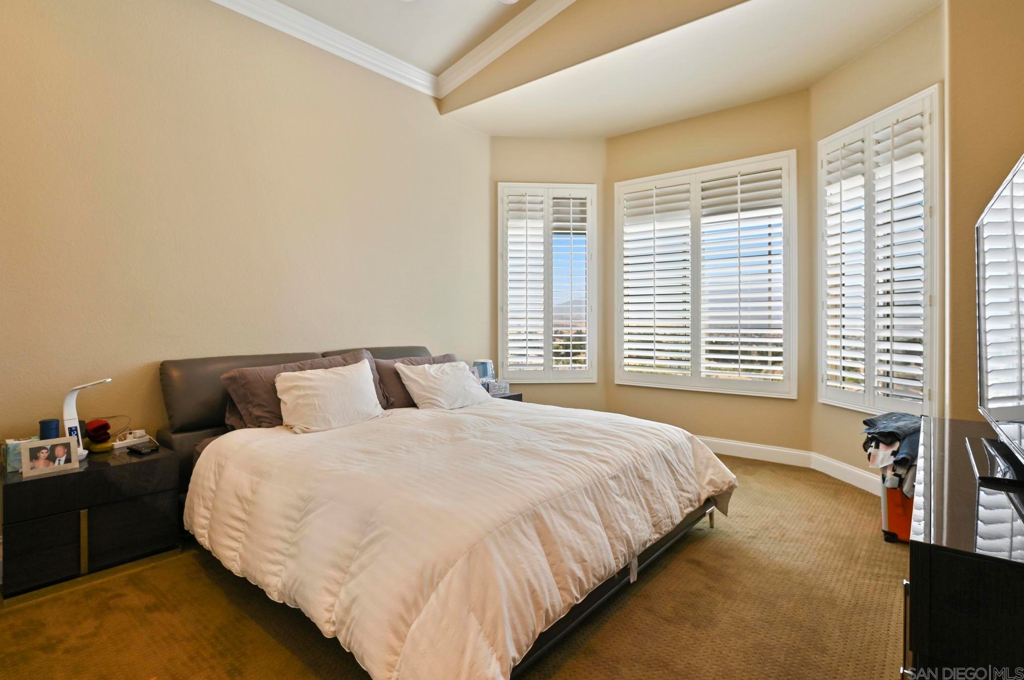 1035 Park Meadows Rd, Chula Vista CA  91915-1414 exterior