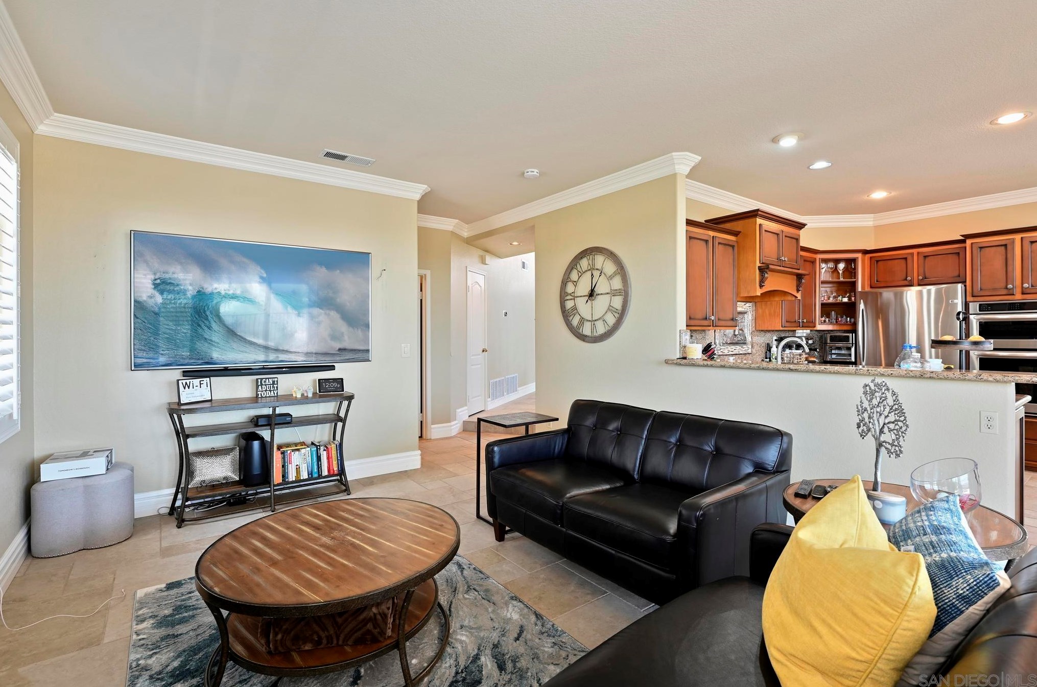 1035 Park Meadows Rd, Chula Vista CA  91915-1414 exterior