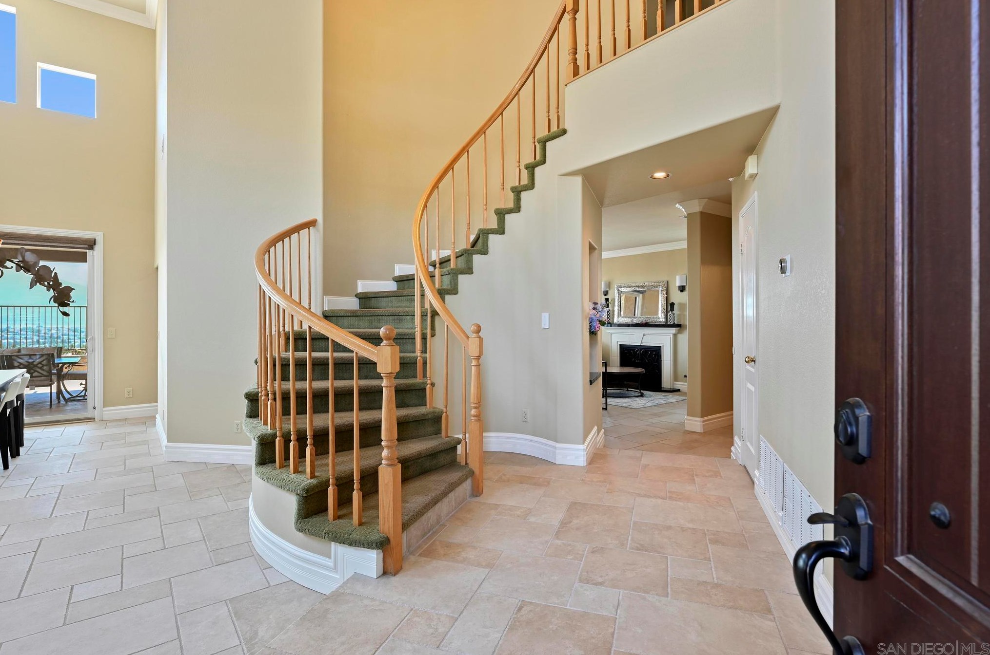 1035 Park Meadows Rd, Chula Vista CA  91915-1414 exterior