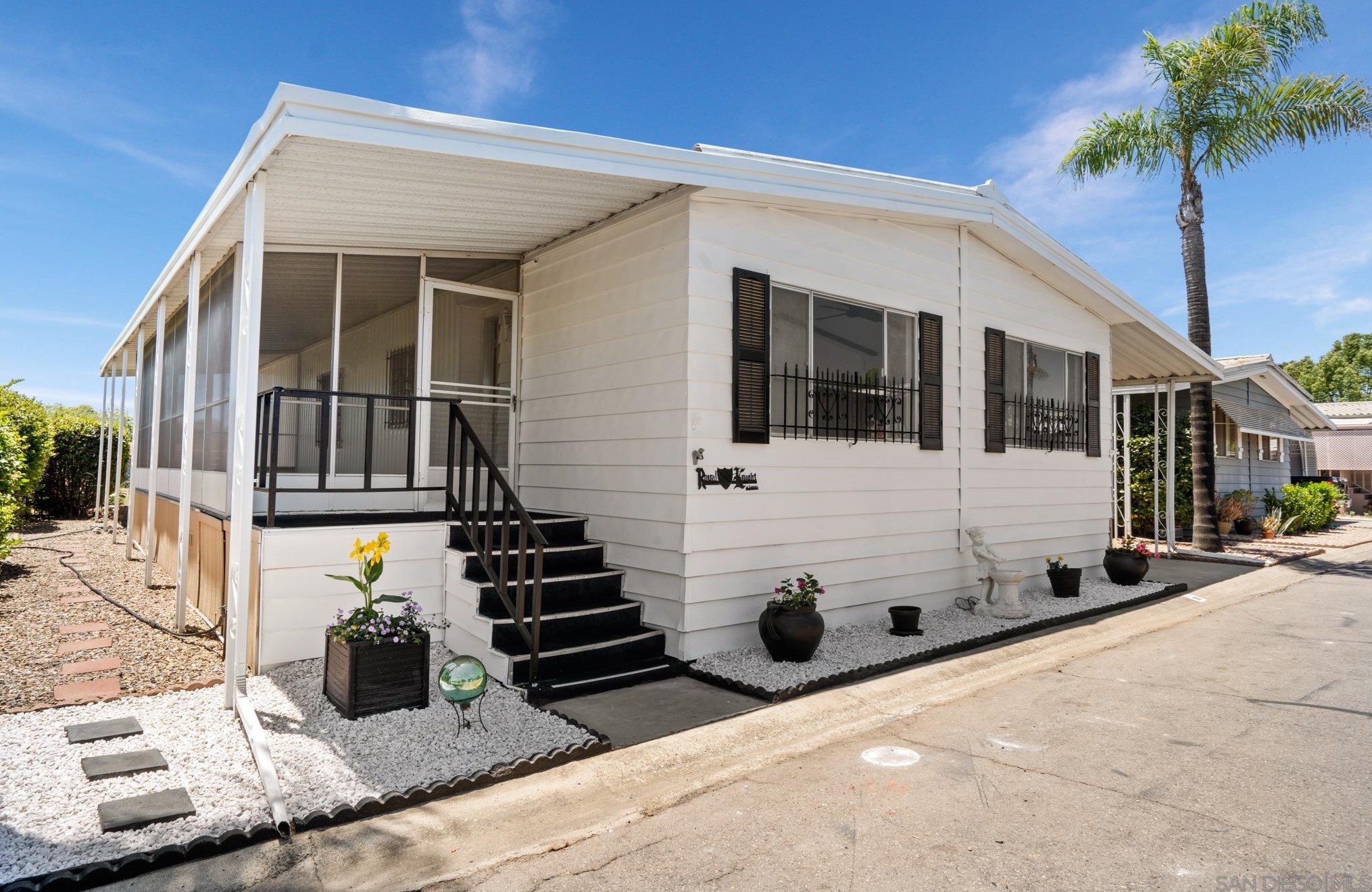 1212 H St 26, Ramona, CA 92065