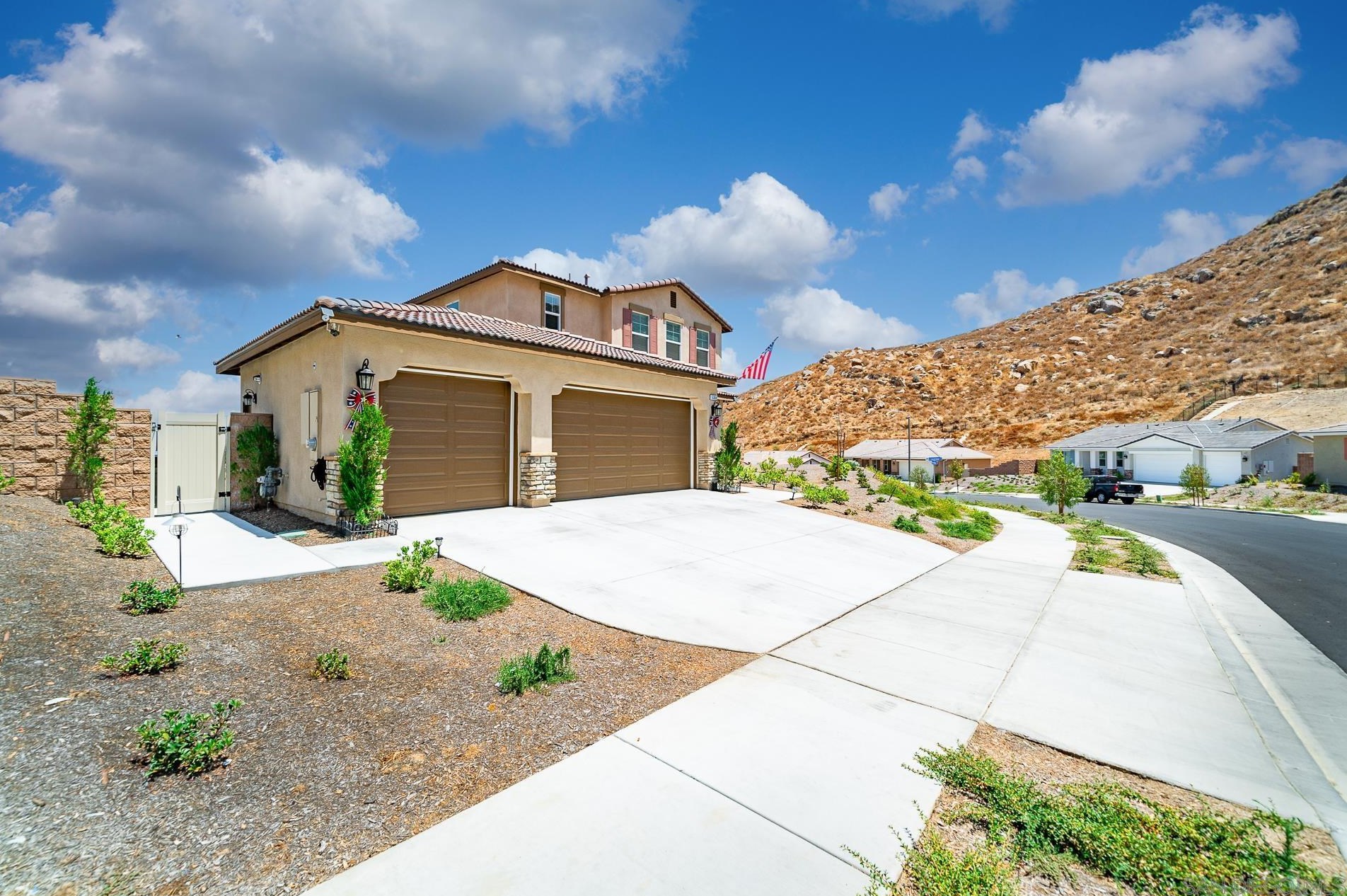 5384 Viewstone Ct, Hemet CA  92545 exterior