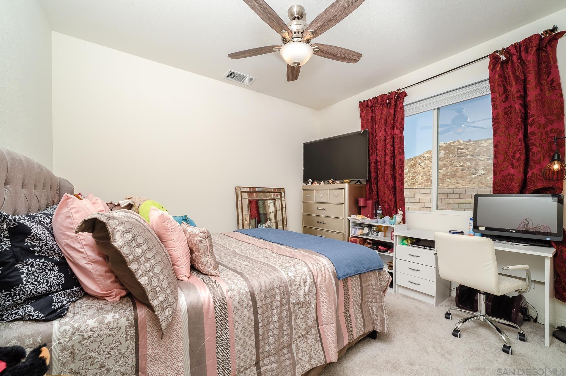 5384 Viewstone Ct, Hemet CA  92545 exterior