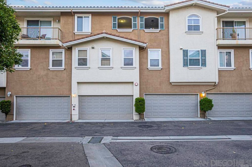 13003 Evening Creek Dr S #3, San Diego, CA 92128