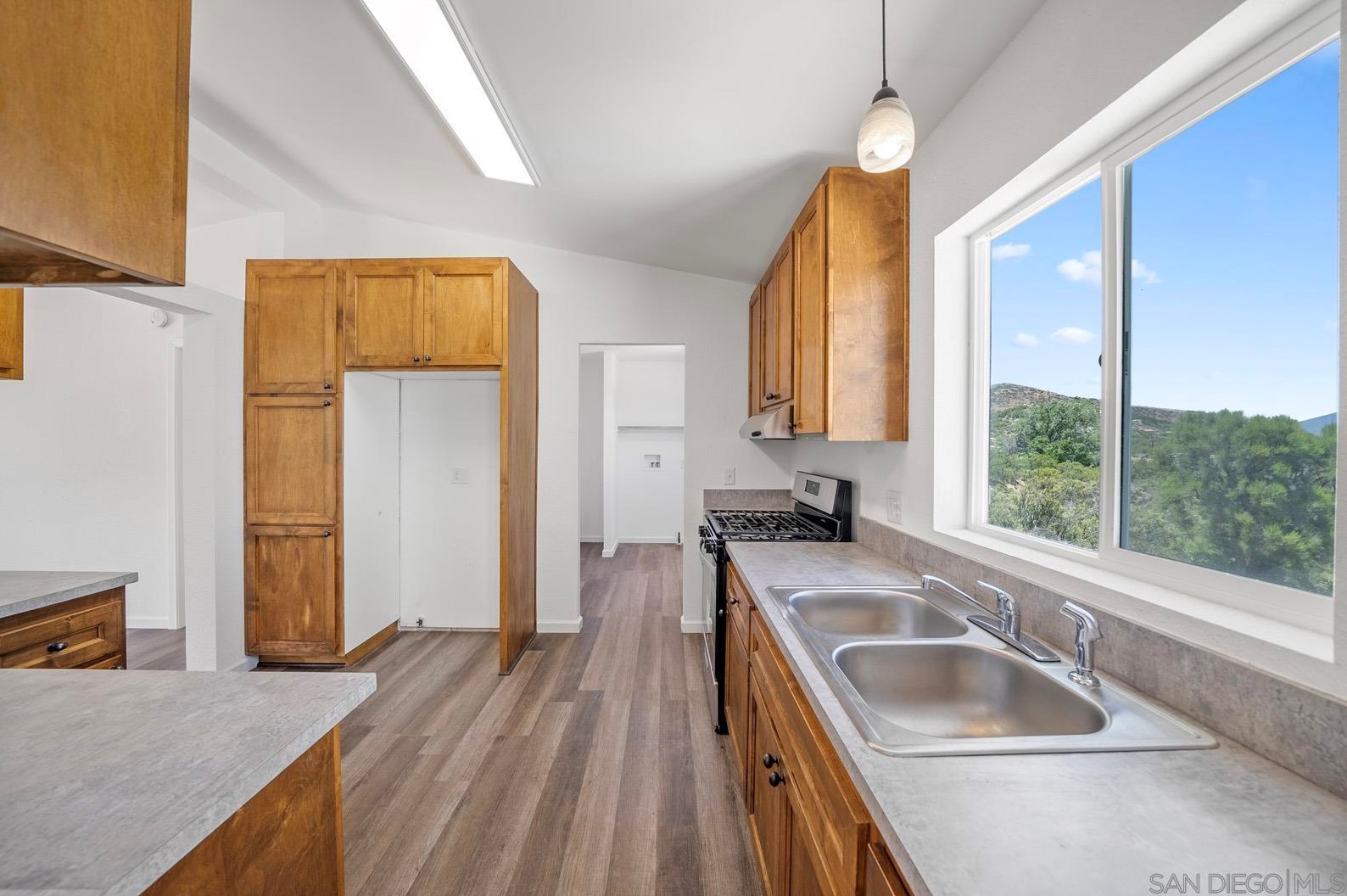 55630 Rock Canyon Rd, Anza CA  92539-9776 exterior