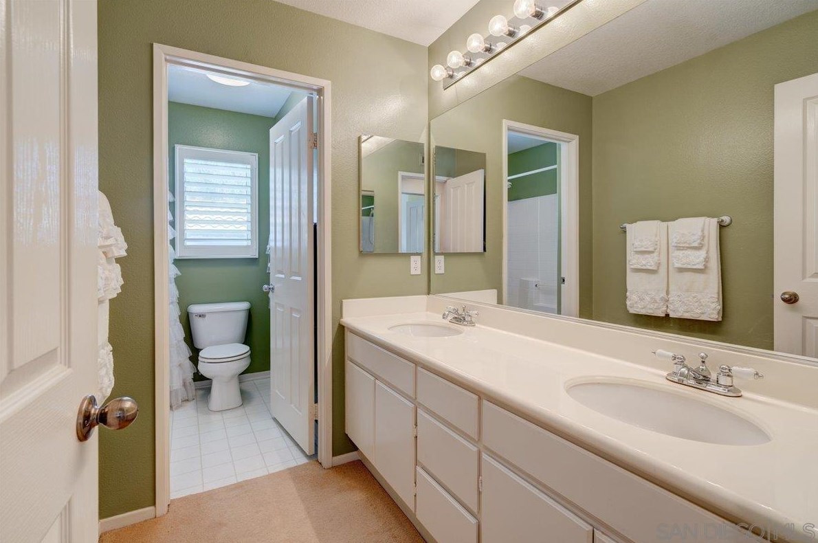 610 San Marino Pl, Chula Vista CA  91914-4042 exterior