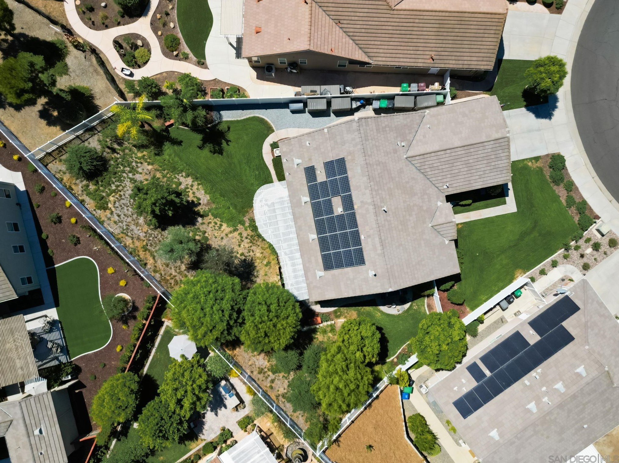 39588 Chalk Hill Dr, Murrieta, CA 92563-4844