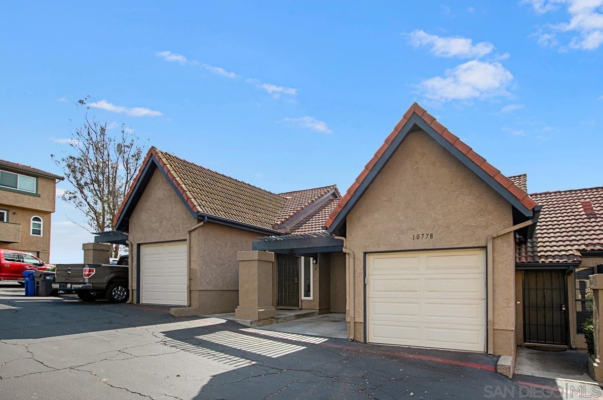 10778 Jeanne Ter, Santee, CA 92071-2882
