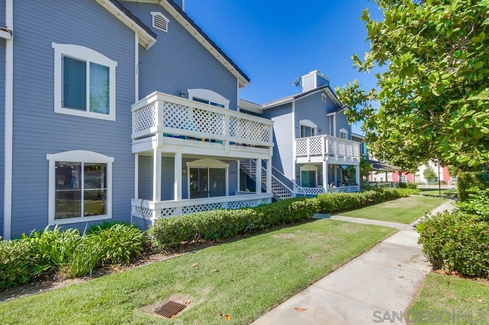 13979 Midland Rd, Poway, CA 92064-4023