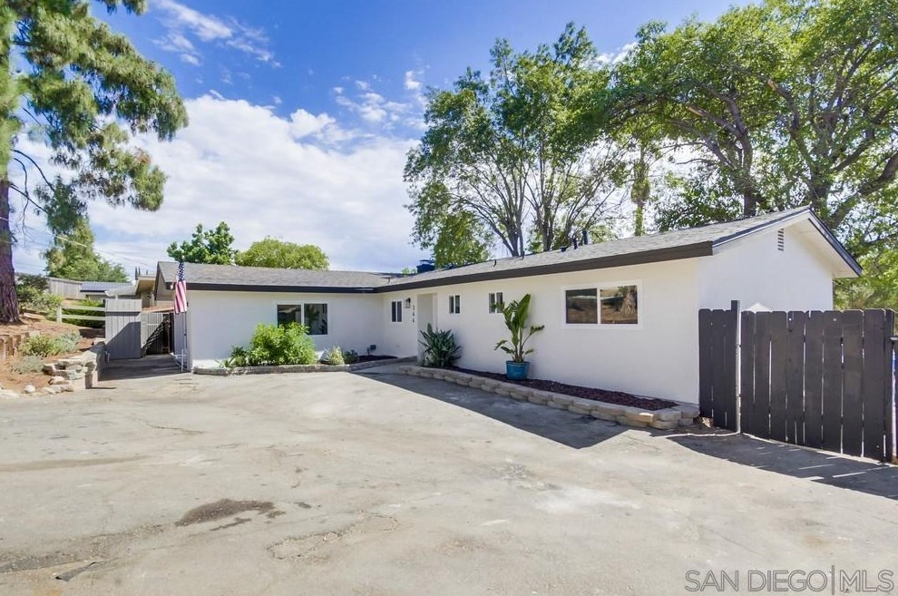 344 Mountain View Rd, El Cajon, CA 92021