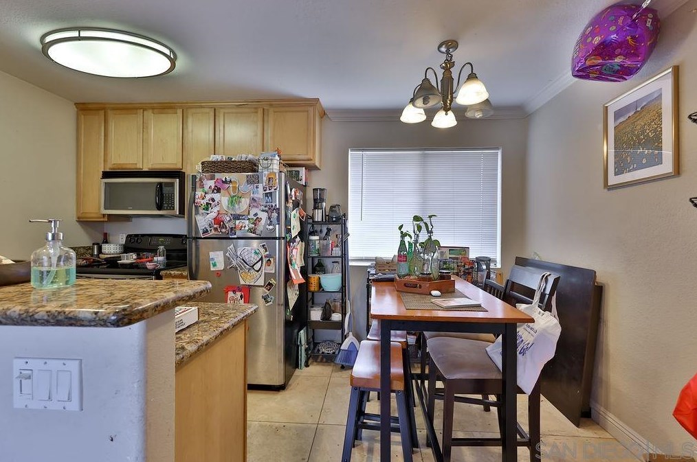 201 Twin Oaks Ave 7, Chula Vista, CA 91910