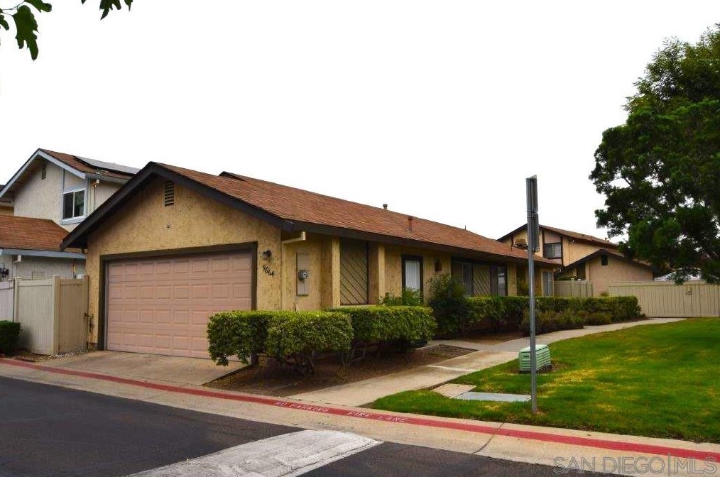 9664 Seth Ln, Santee, CA 92071-2750