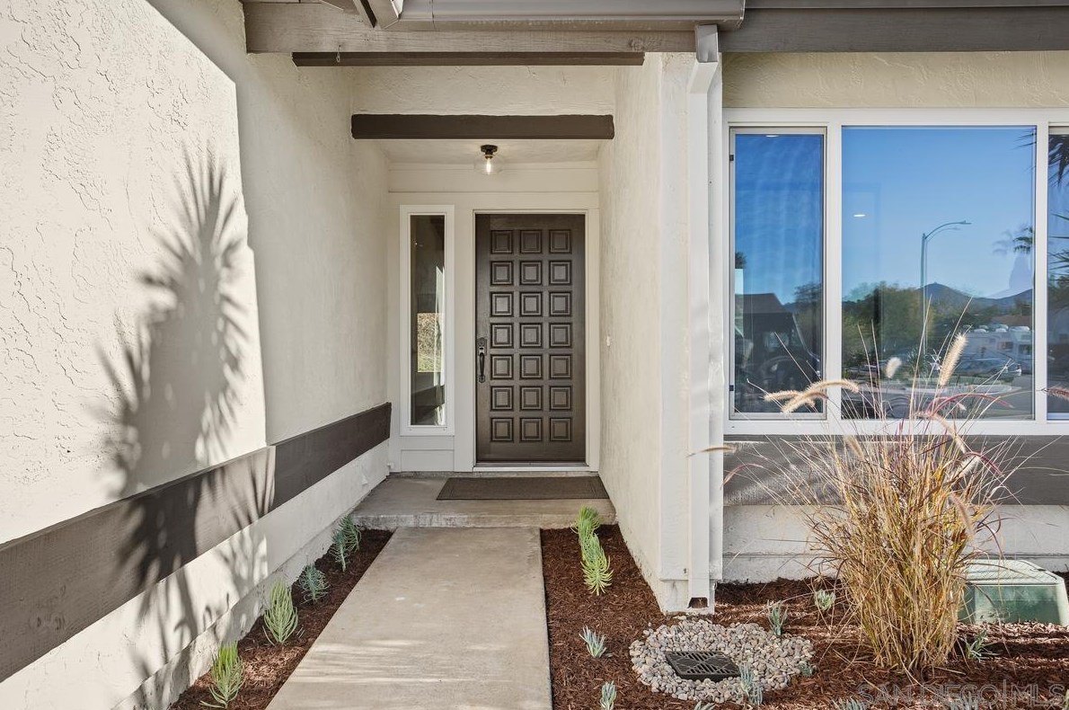 1482 Autumn Woods Pl, Escondido, CA 92029-4114
