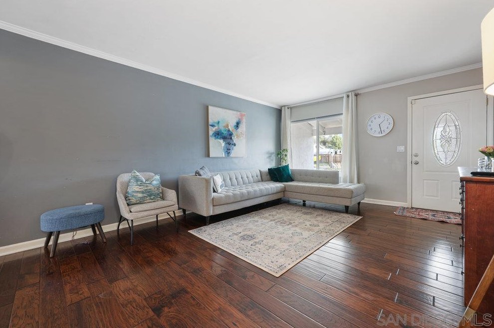 13400 Silver Lake Dr, Poway, CA 92064-3715