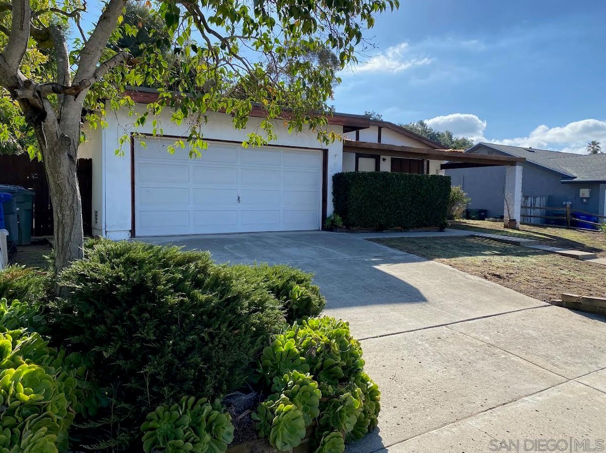 13633 Carriage Rd, Poway, CA 92064