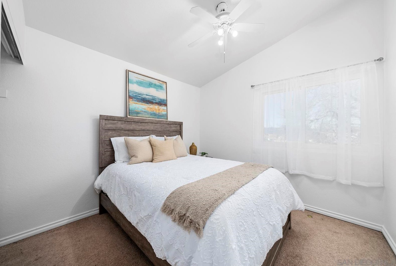 29769 Stonewood Rd, Temecula CA  92591-5303 exterior