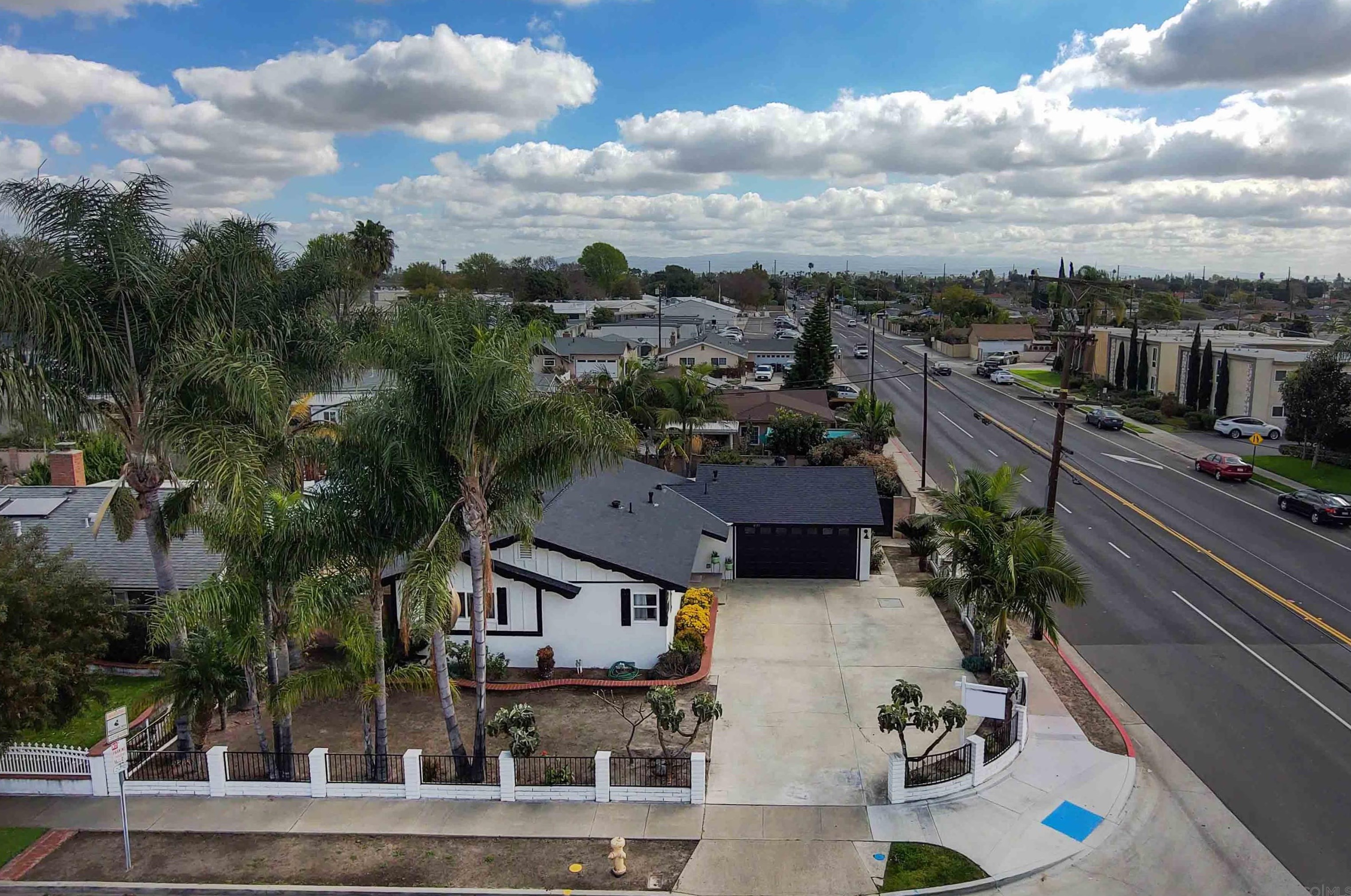 8171 Orangewood Ave, Stanton, CA 90680