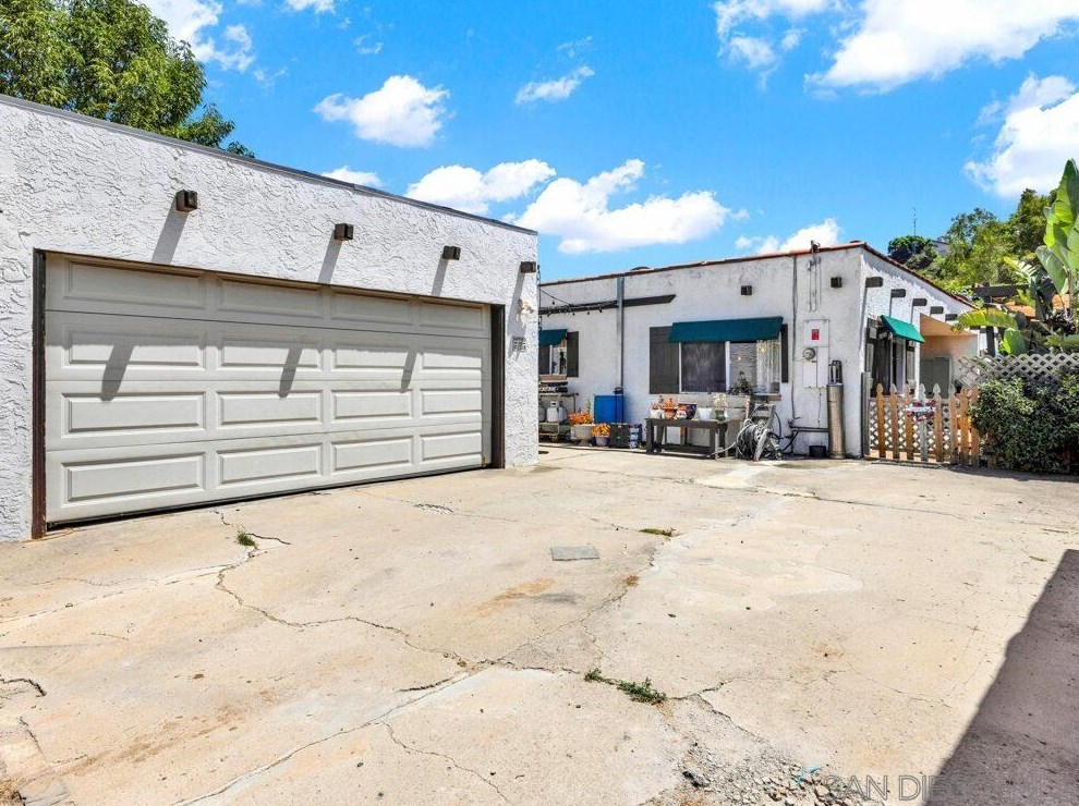 875 Discovery St, San Marcos, CA 92078-1101