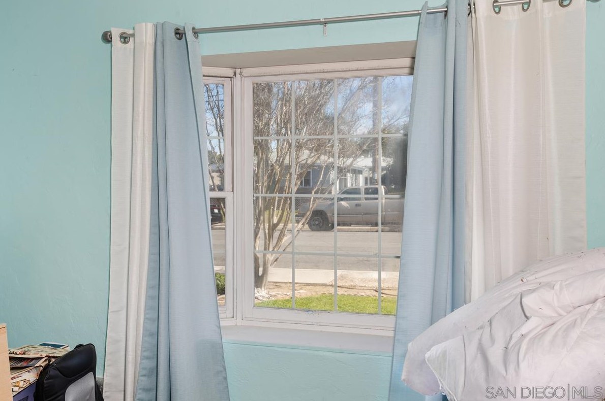 4858 Normandie Pl, La Mesa CA  91942-8545 exterior