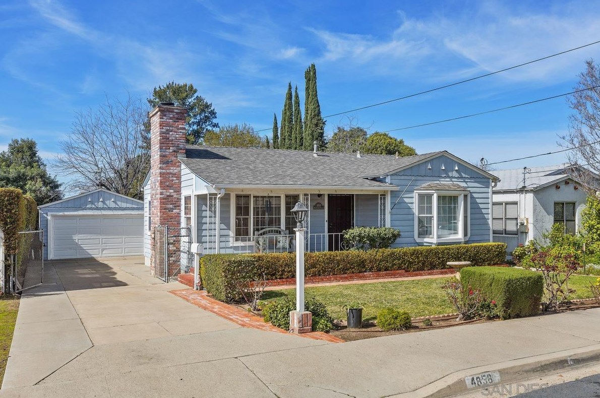 4858 Normandie Pl, La Mesa, CA 91942-8545
