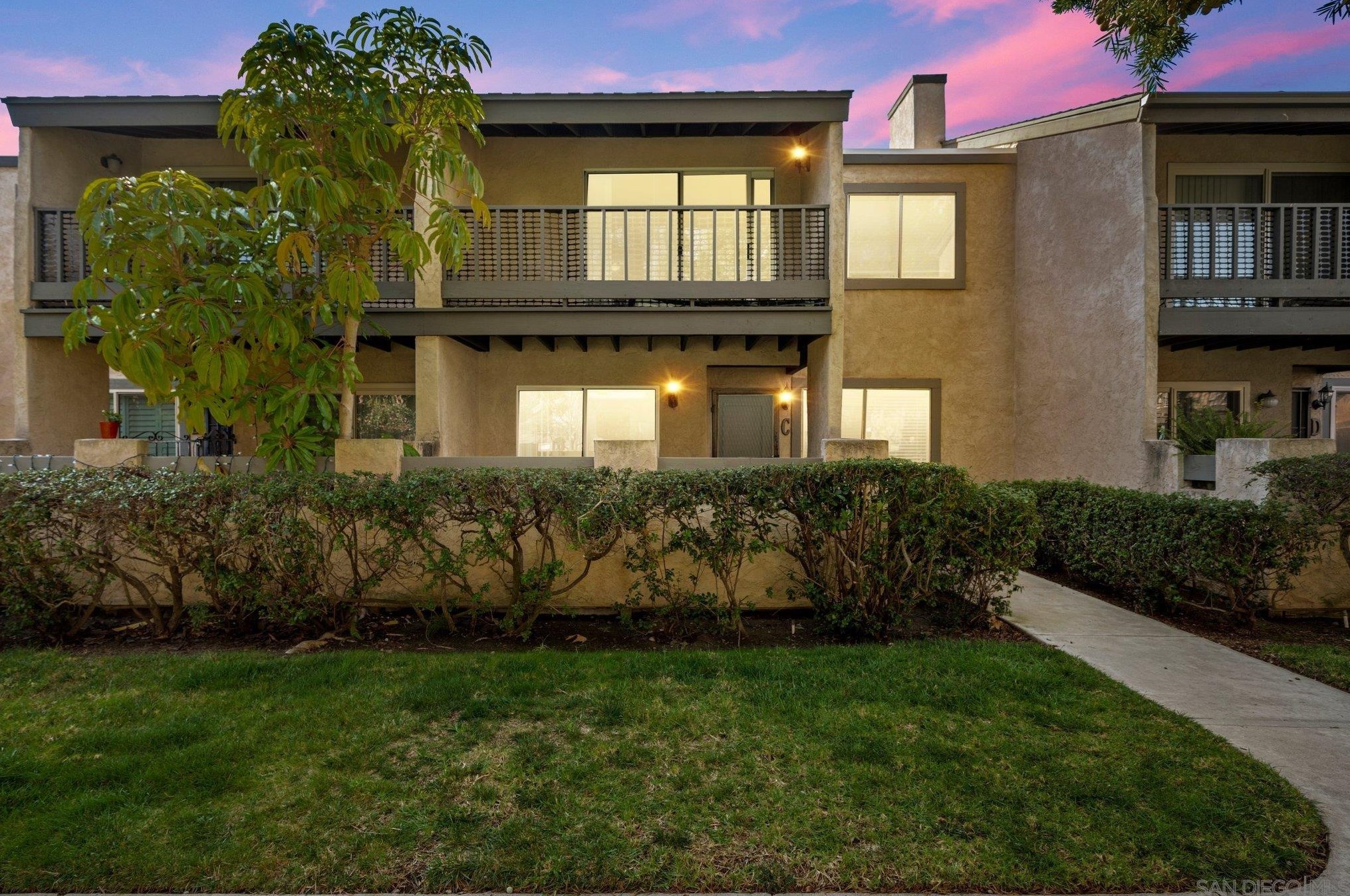 9834 Apple Tree Dr, San Diego, CA 92124-1628