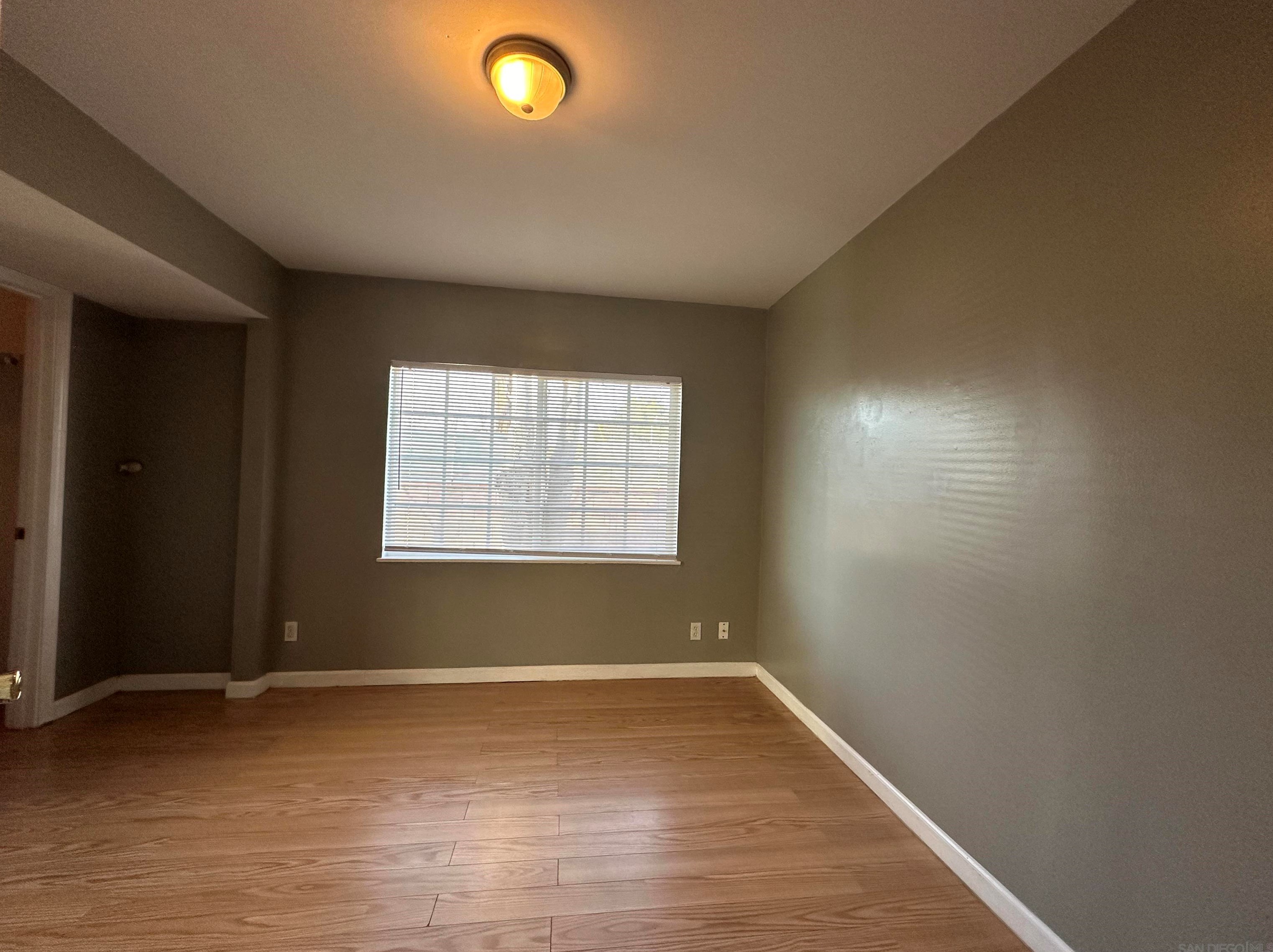 44949 5, Lancaster CA 93535-2051 exterior