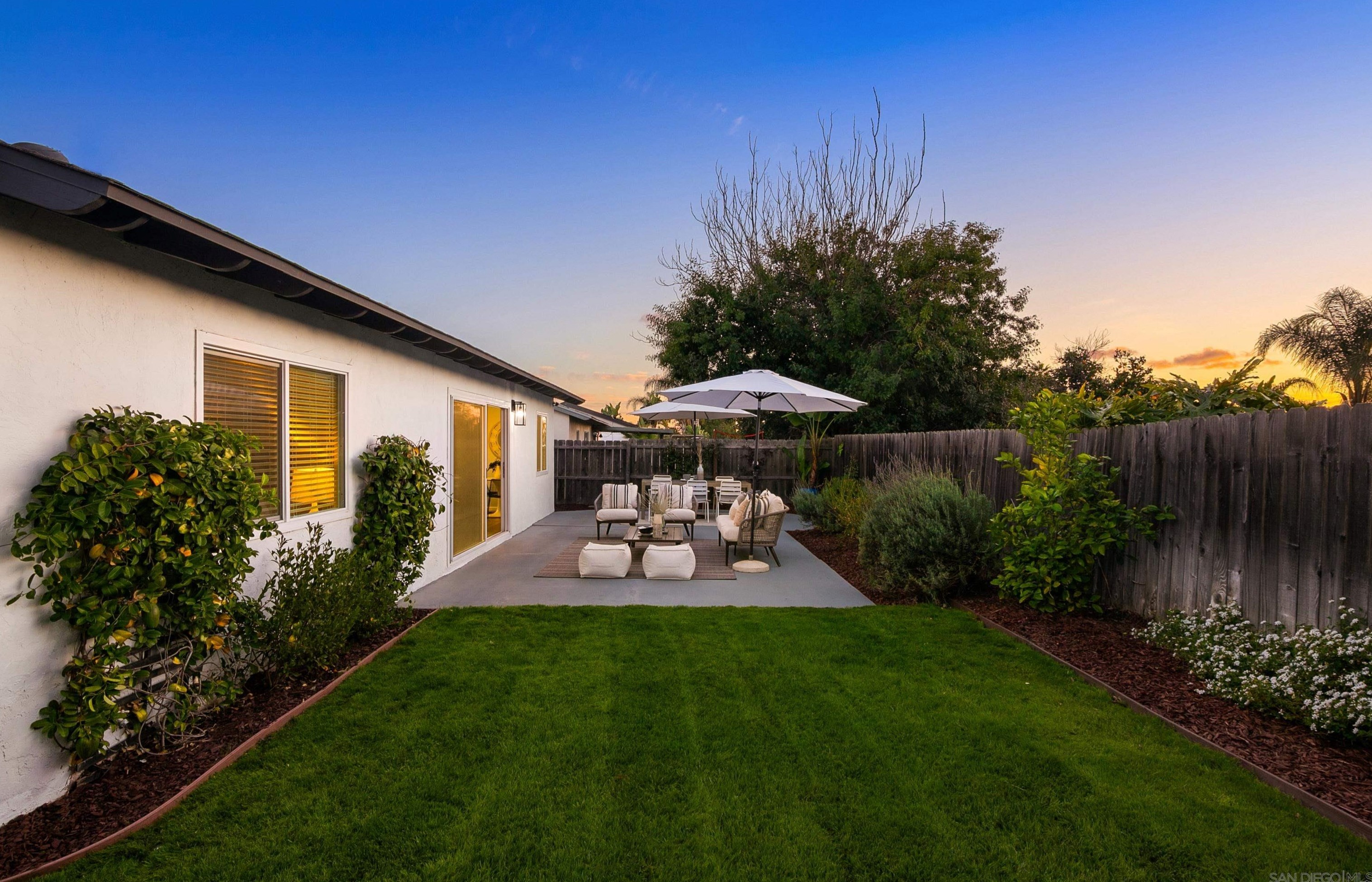 6250 Lake Arrowhead Dr, San Diego, CA 92119-3509