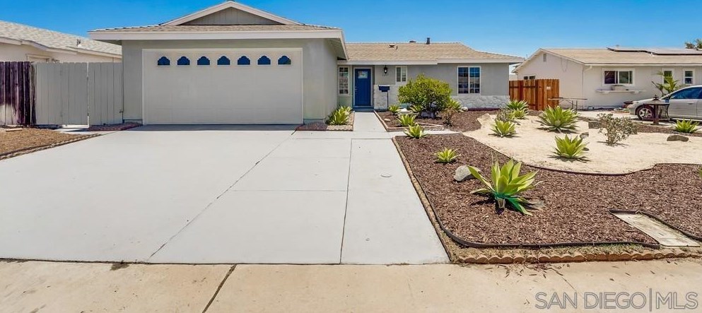 1605 Hilltop Dr, Chula Vista CA  91911-5304 exterior