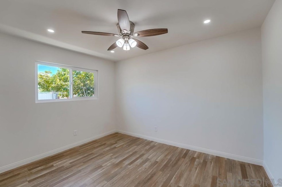 1605 Hilltop Dr, Chula Vista CA  91911-5304 exterior