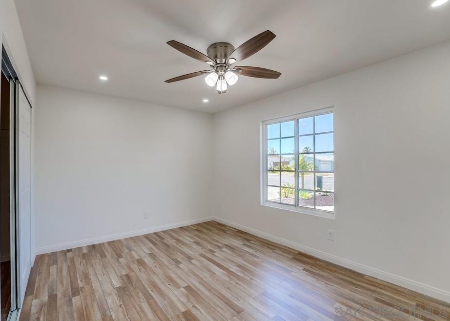 1605 Hilltop Dr, Chula Vista CA  91911-5304 exterior