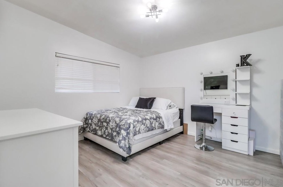 1435 Gowin St, Spring Valley CA  91977-3806 exterior