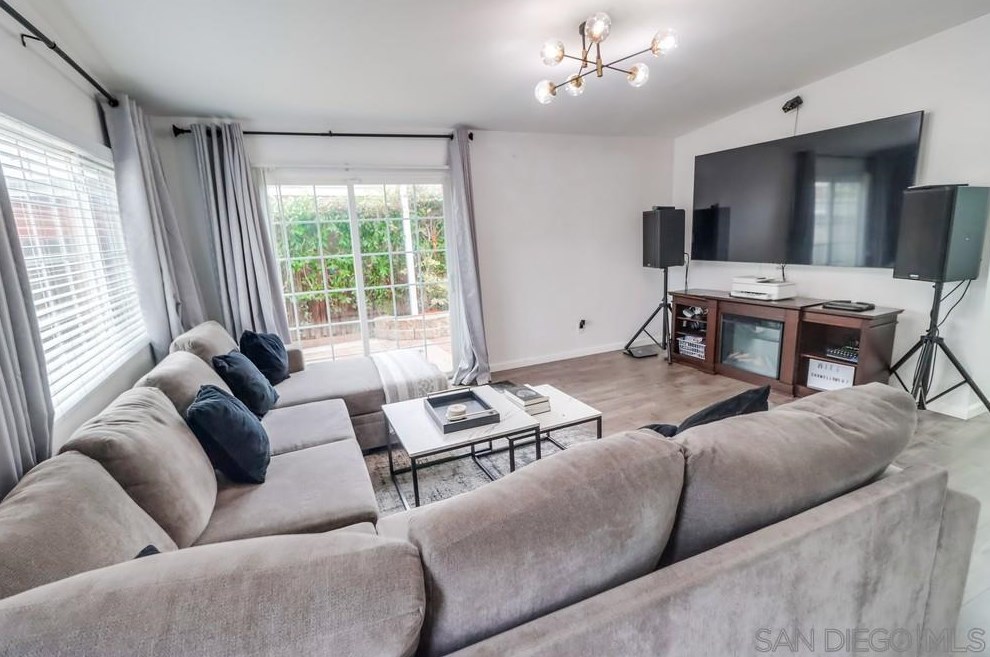 1435 Gowin St, Spring Valley CA  91977-3806 exterior