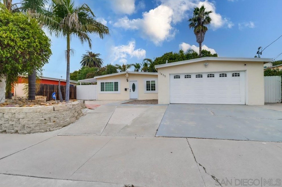 1435 Gowin St, Spring Valley, CA 91977