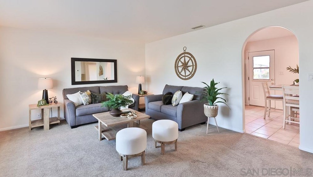 1389 Sierra Cir, El Cajon, CA 92020-7365
