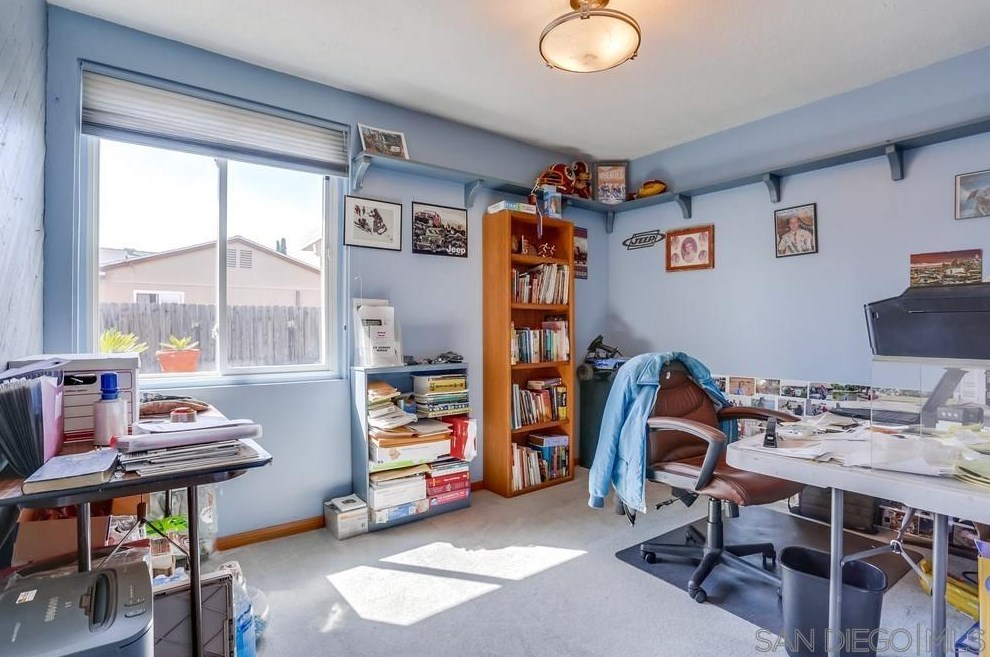 6890 Boulder Lake Ave, San Diego CA  92119-1946 exterior