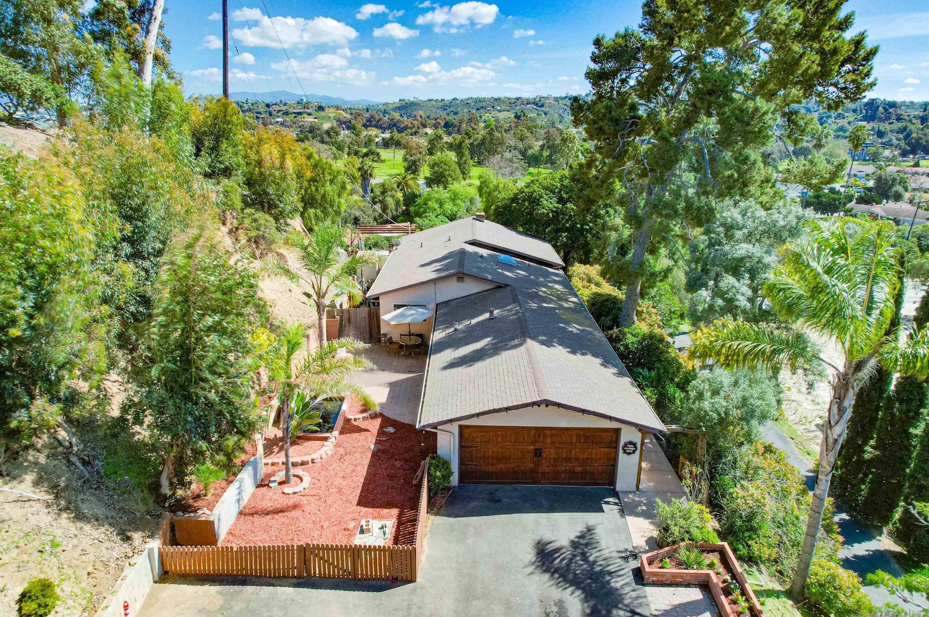 4113 Sweetwater Rd, Bonita, CA 91902-1317