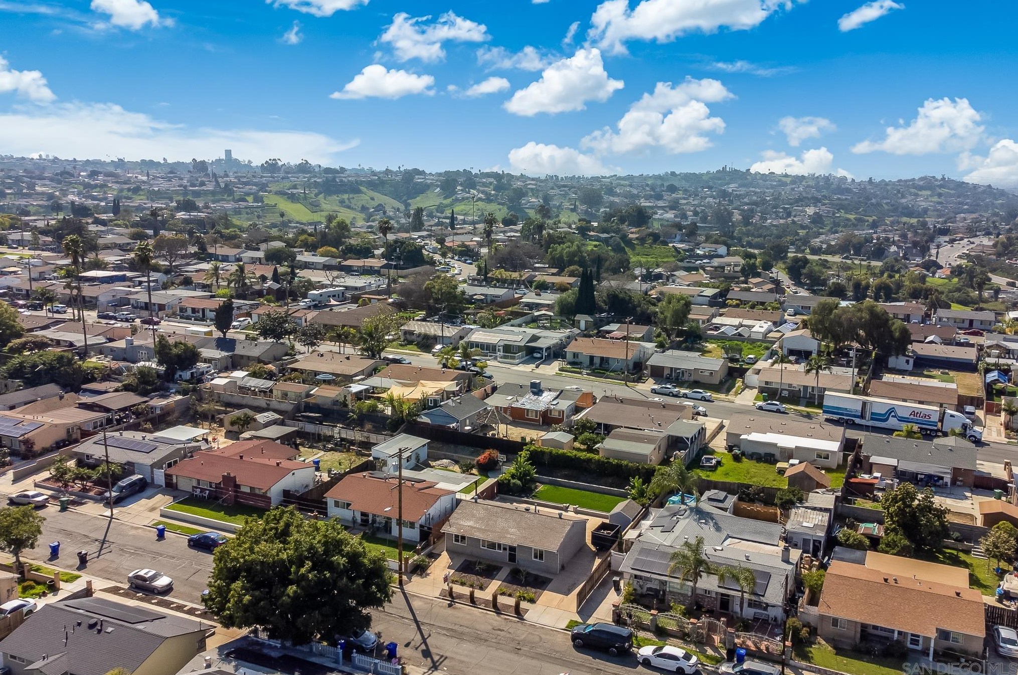 836 Jacumba St, San Diego, CA 92114-4833