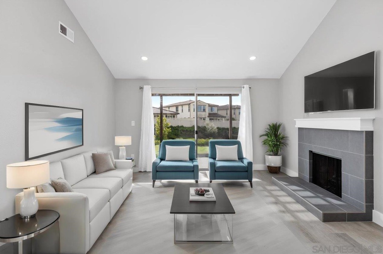 2014 Jason Gln, Escondido, CA 92026-1023