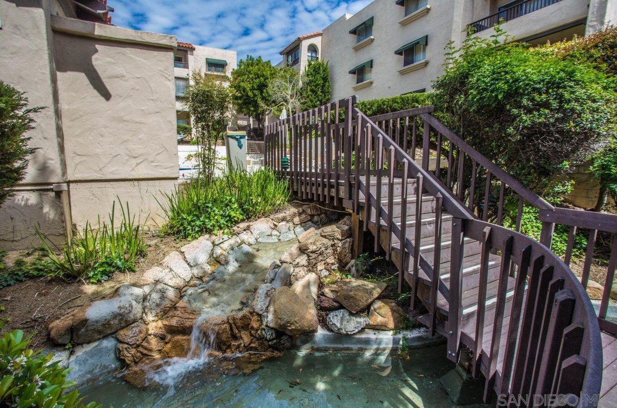 2510 Clairemont Dr 104, San Diego, CA 92117