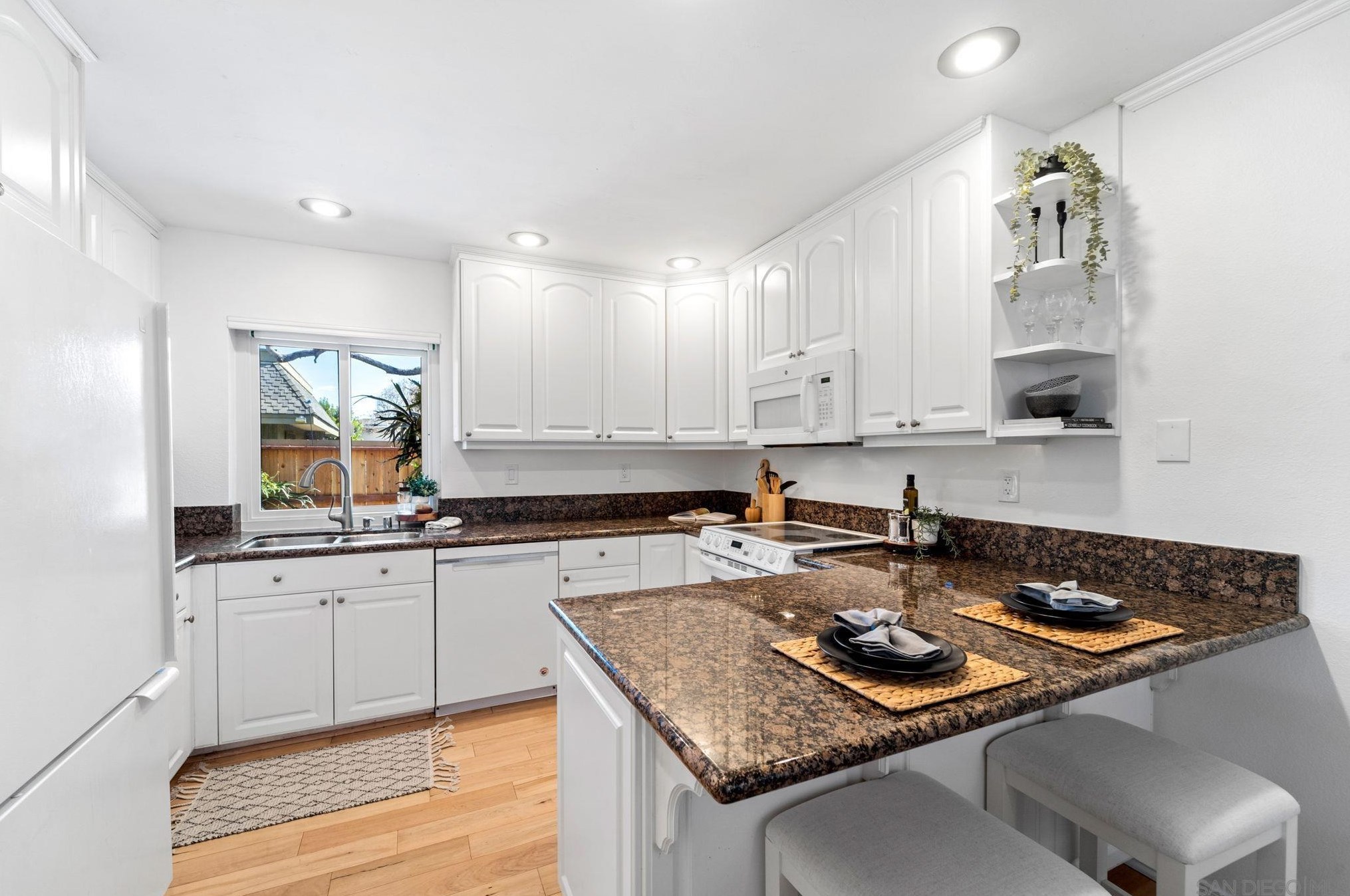 5937 Caminito Deporte, San Diego, CA 92108-2605