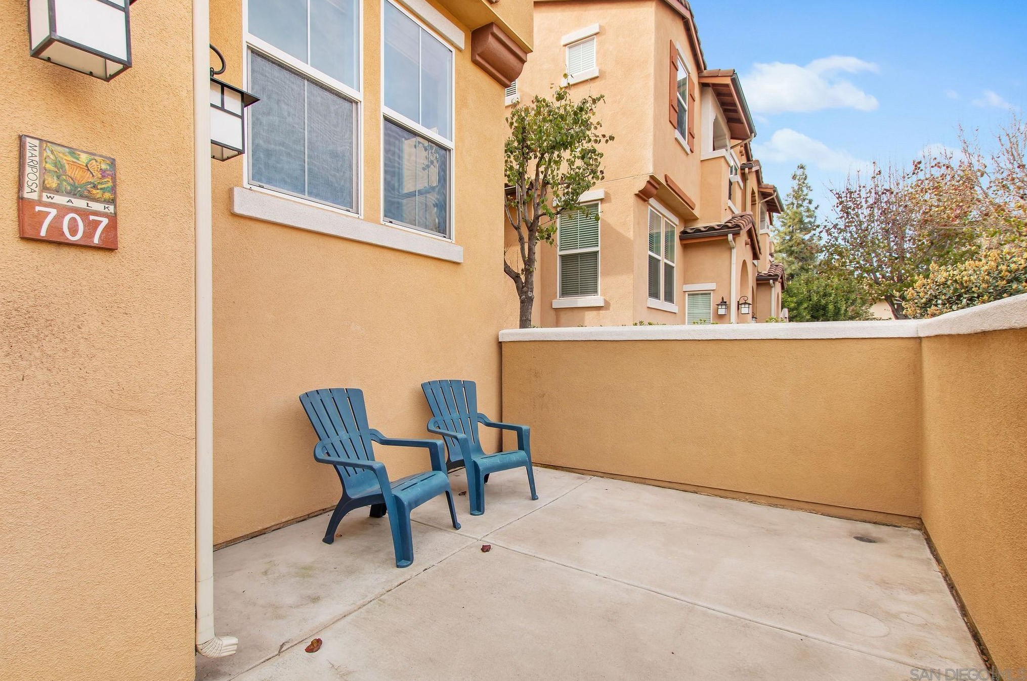 707 Mariposa Cir, National City, CA 91950-2787