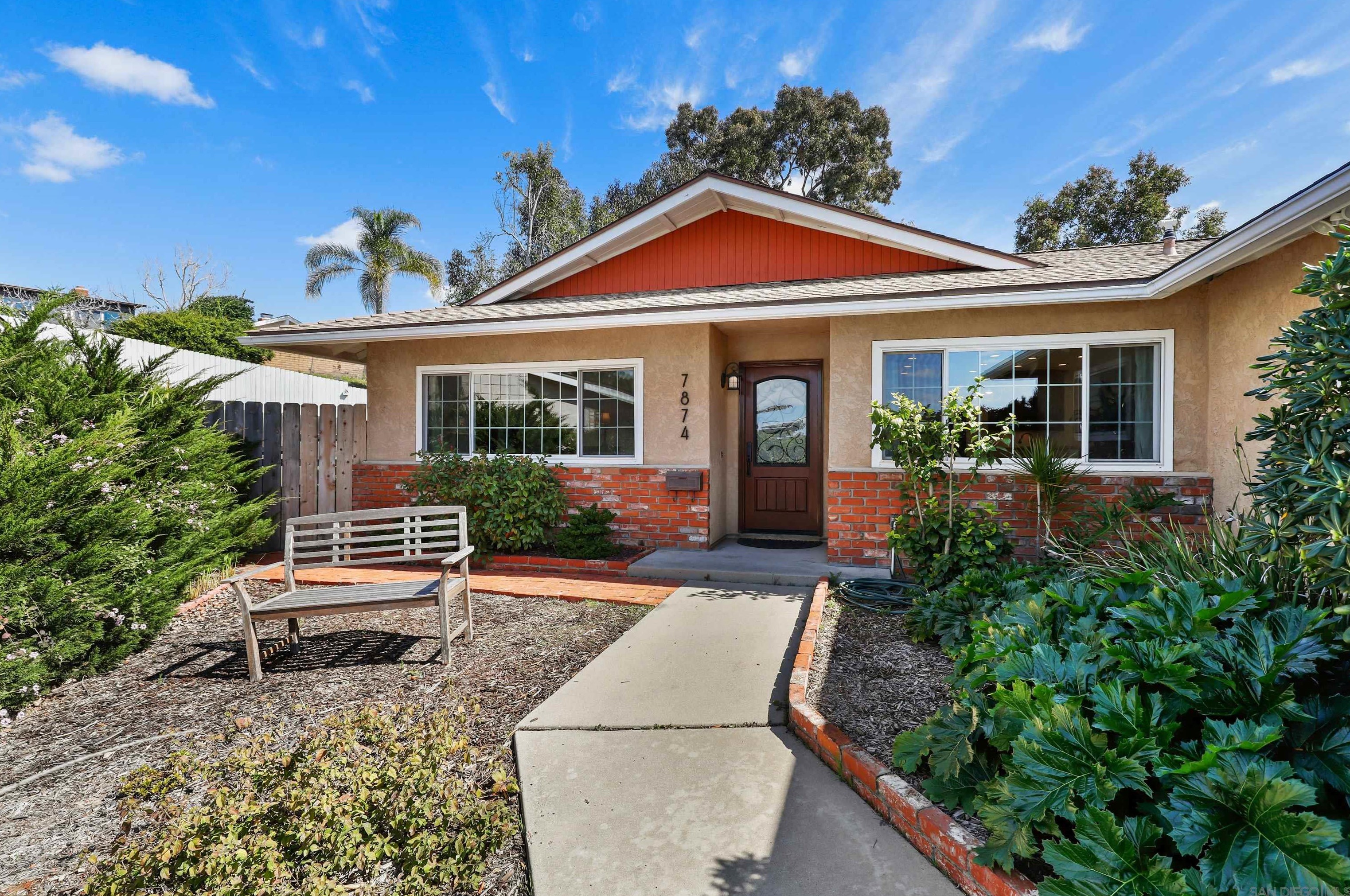 7874 Tanglerod Ln, La Mesa, CA 91942-2239