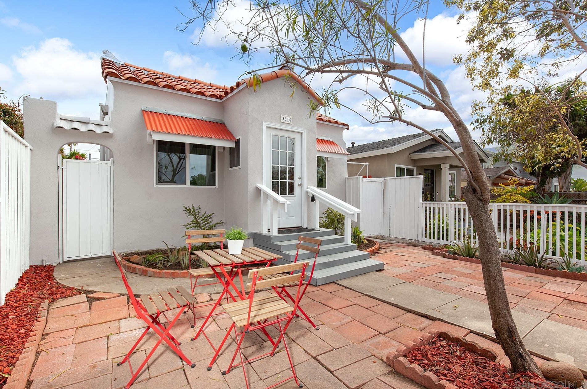 3545 36th St, San Diego, CA 92104-4406